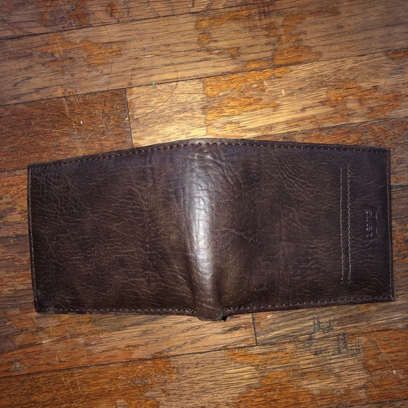 Levis Leather Wallet - Picture 3 of 3